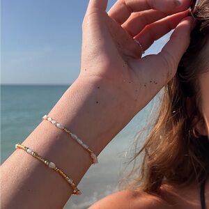 Pearl and Gold Beaded Bracelet | Handmade Freshwater Pearl Stretch Bracelet